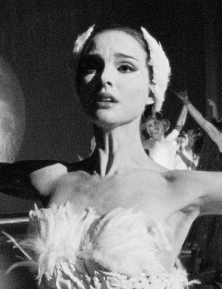 Allure of the 'Unhinged' Woman in Film and Literature