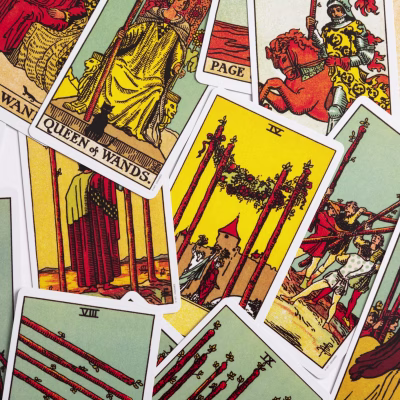 Scattered Tarot cards